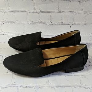 me too yalec nubuck loafer